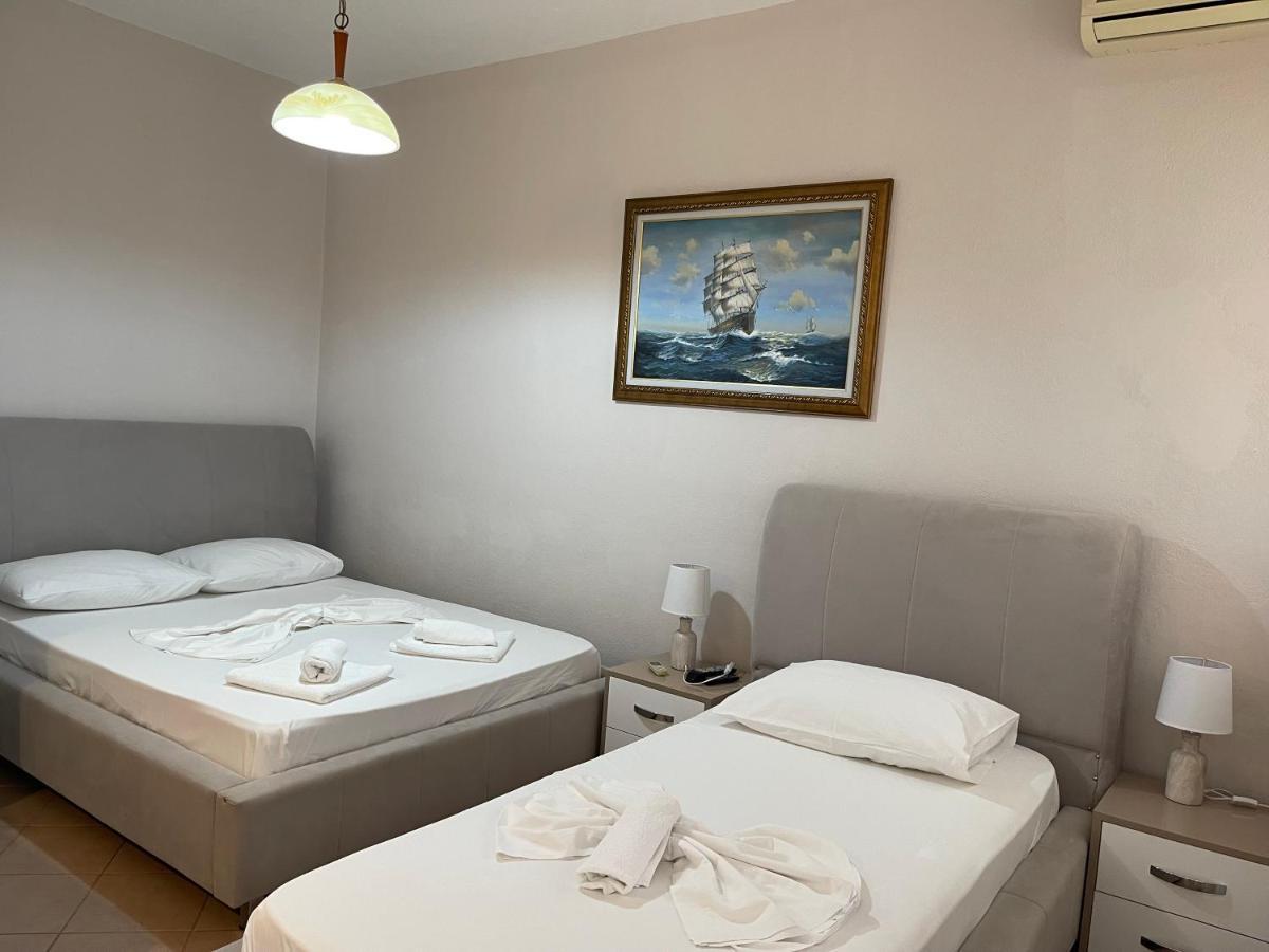 Hotel Veizi Himarë Exteriér fotografie