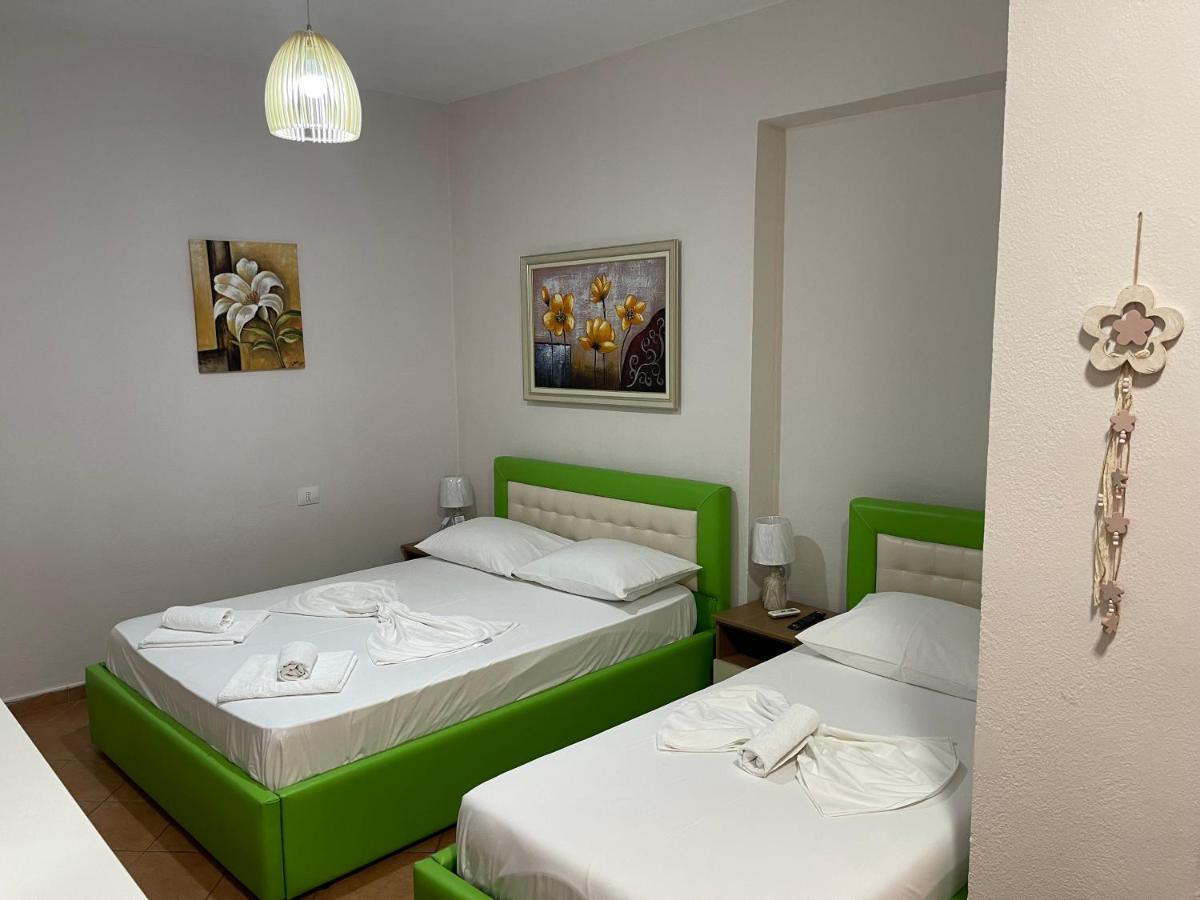 Hotel Veizi Himarë Exteriér fotografie
