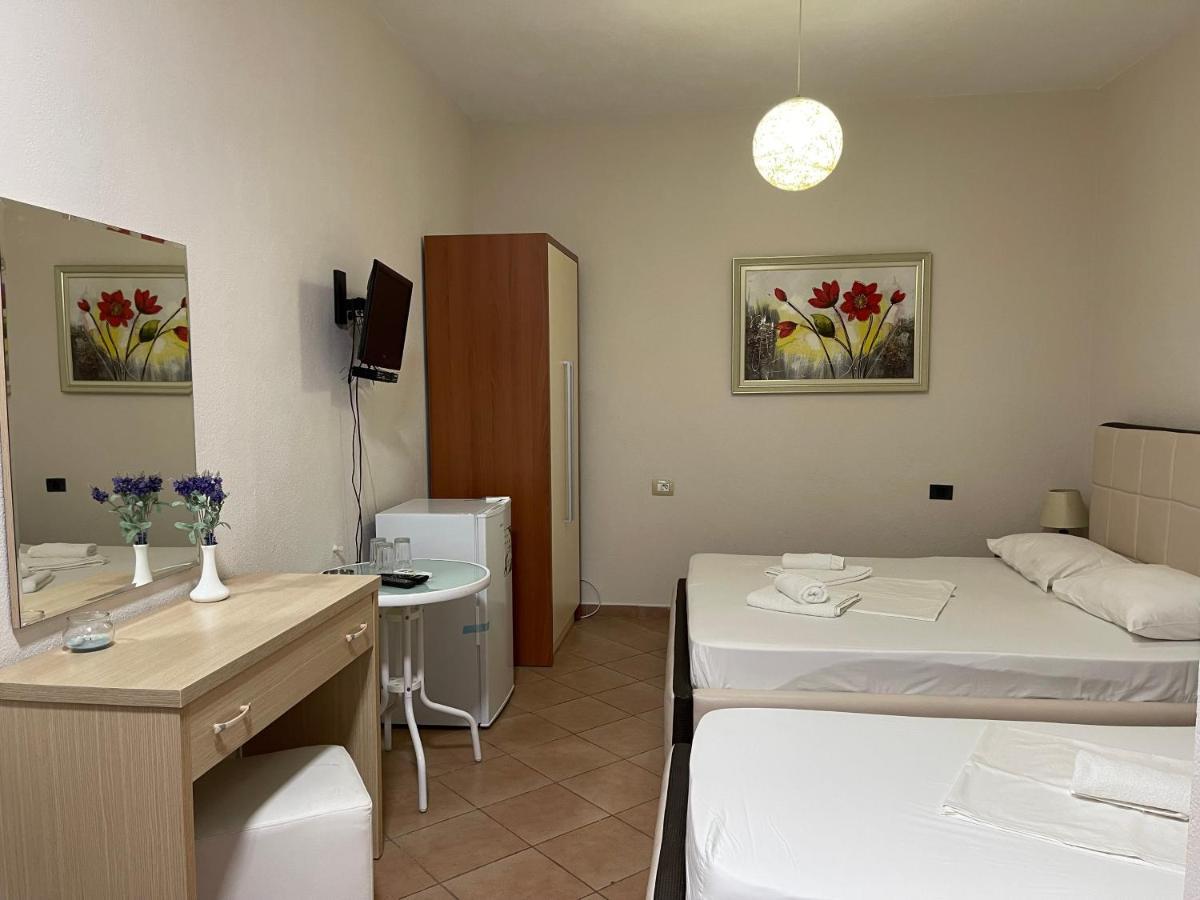 Hotel Veizi Himarë Exteriér fotografie