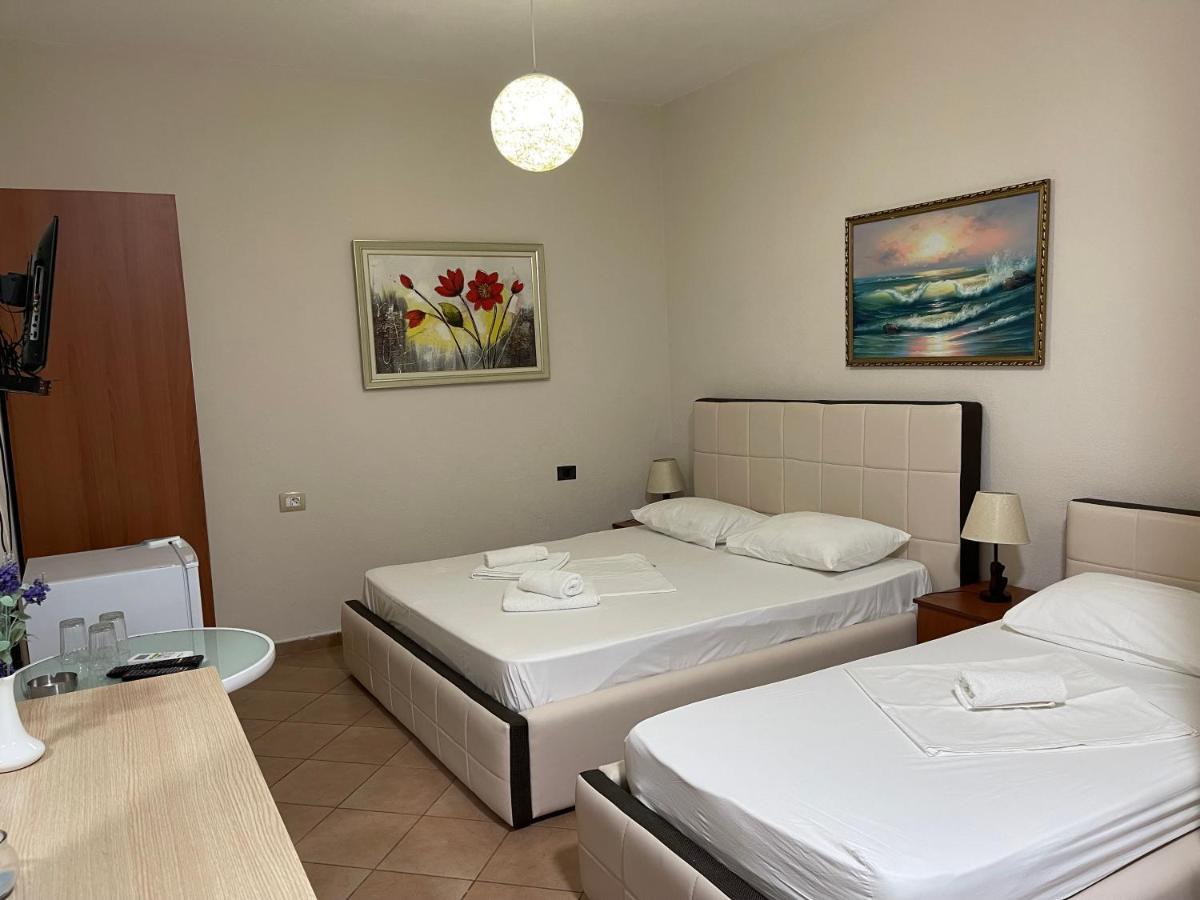 Hotel Veizi Himarë Exteriér fotografie