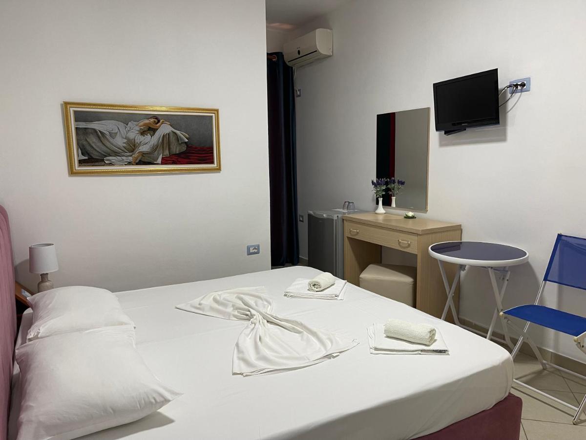 Hotel Veizi Himarë Exteriér fotografie