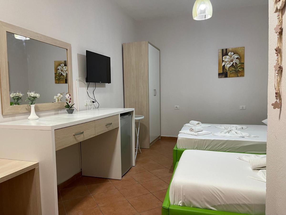 Hotel Veizi Himarë Exteriér fotografie