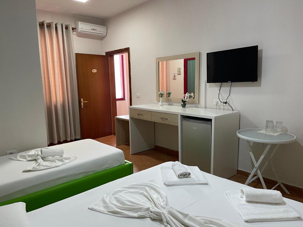 Hotel Veizi Himarë Exteriér fotografie