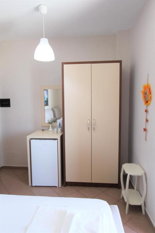 Hotel Veizi Himarë Exteriér fotografie