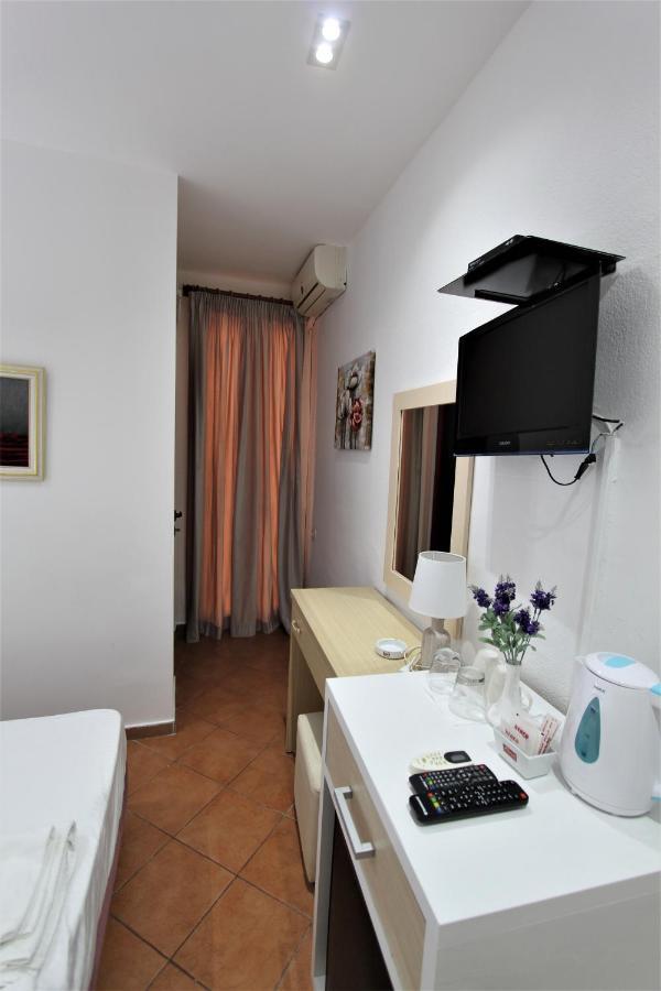 Hotel Veizi Himarë Exteriér fotografie