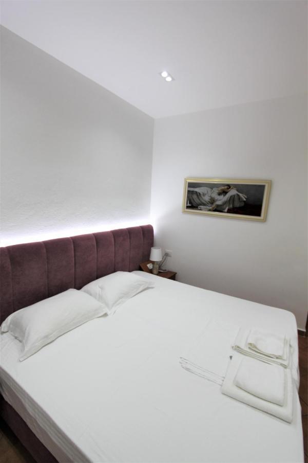 Hotel Veizi Himarë Exteriér fotografie