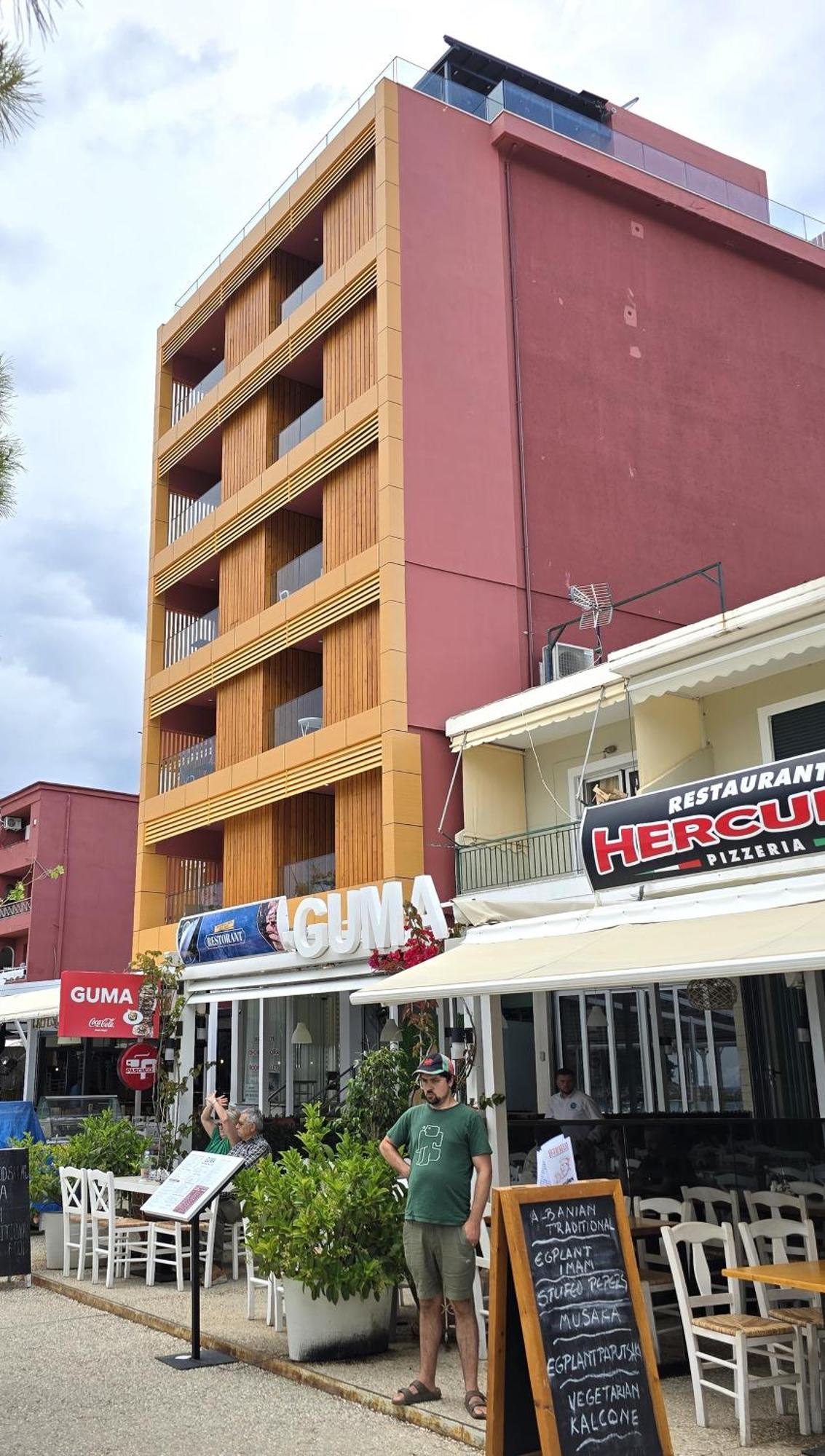 Hotel Veizi Himarë Exteriér fotografie